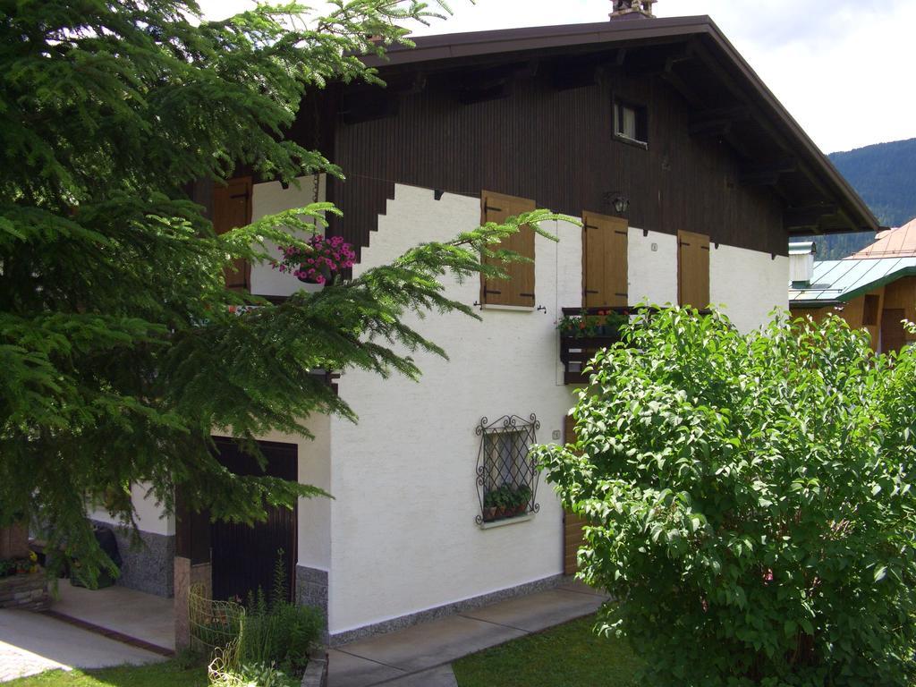 Mountain Chalet Cime D'Auta Dolomiti Apartment Falcade Exterior foto
